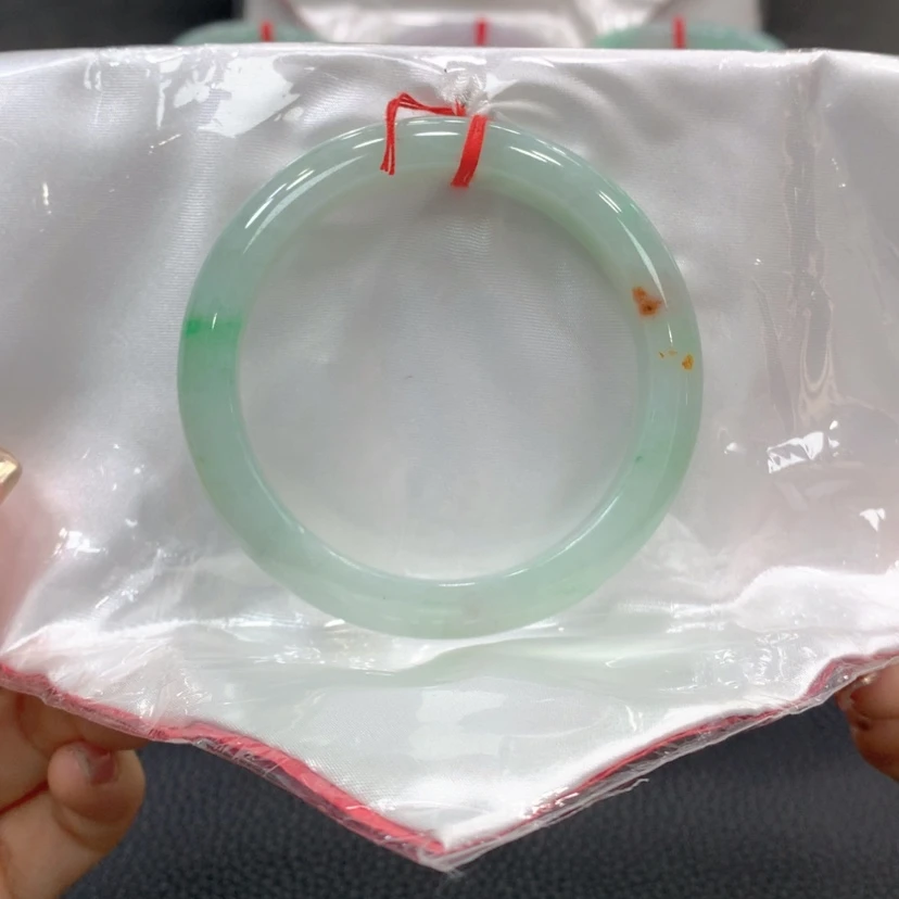 【闪购商品】翡翠手镯未镶嵌翡翠