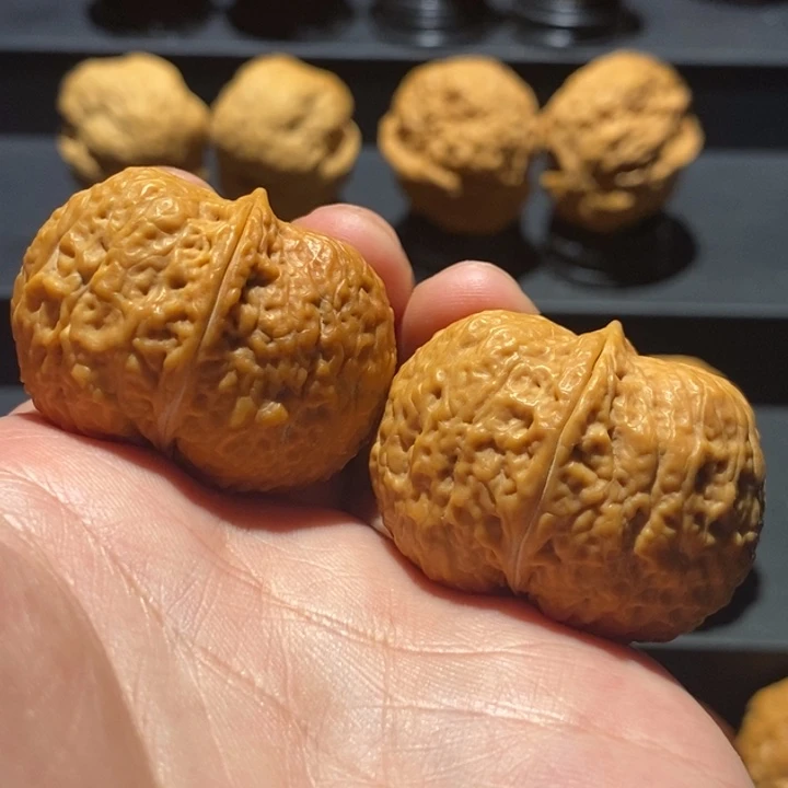 文玩核桃把件38尺金丝枕