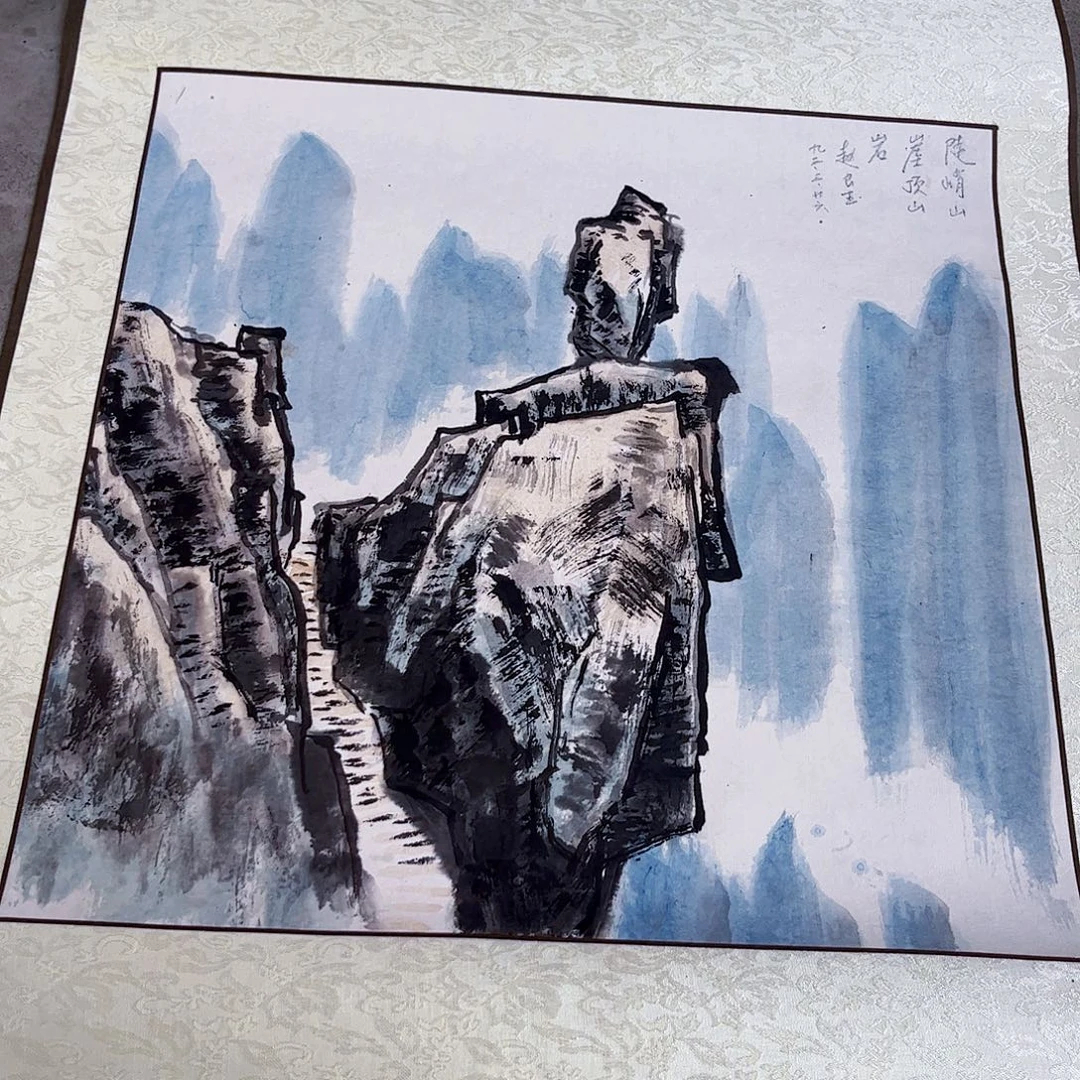 摆件，轴坏，破损，水渍都是正常