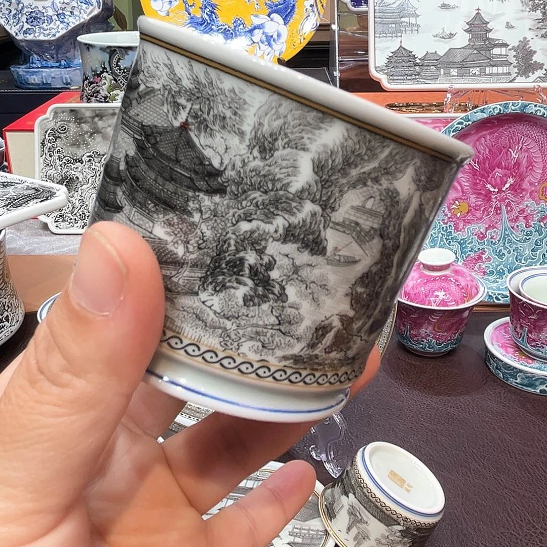 摆件泉****飞景德镇市是个集自然