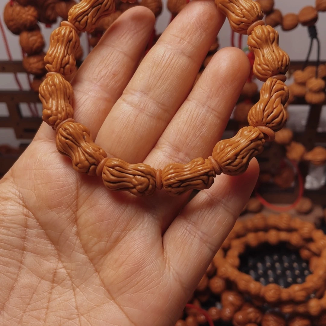 木质类龙纹桃枭手