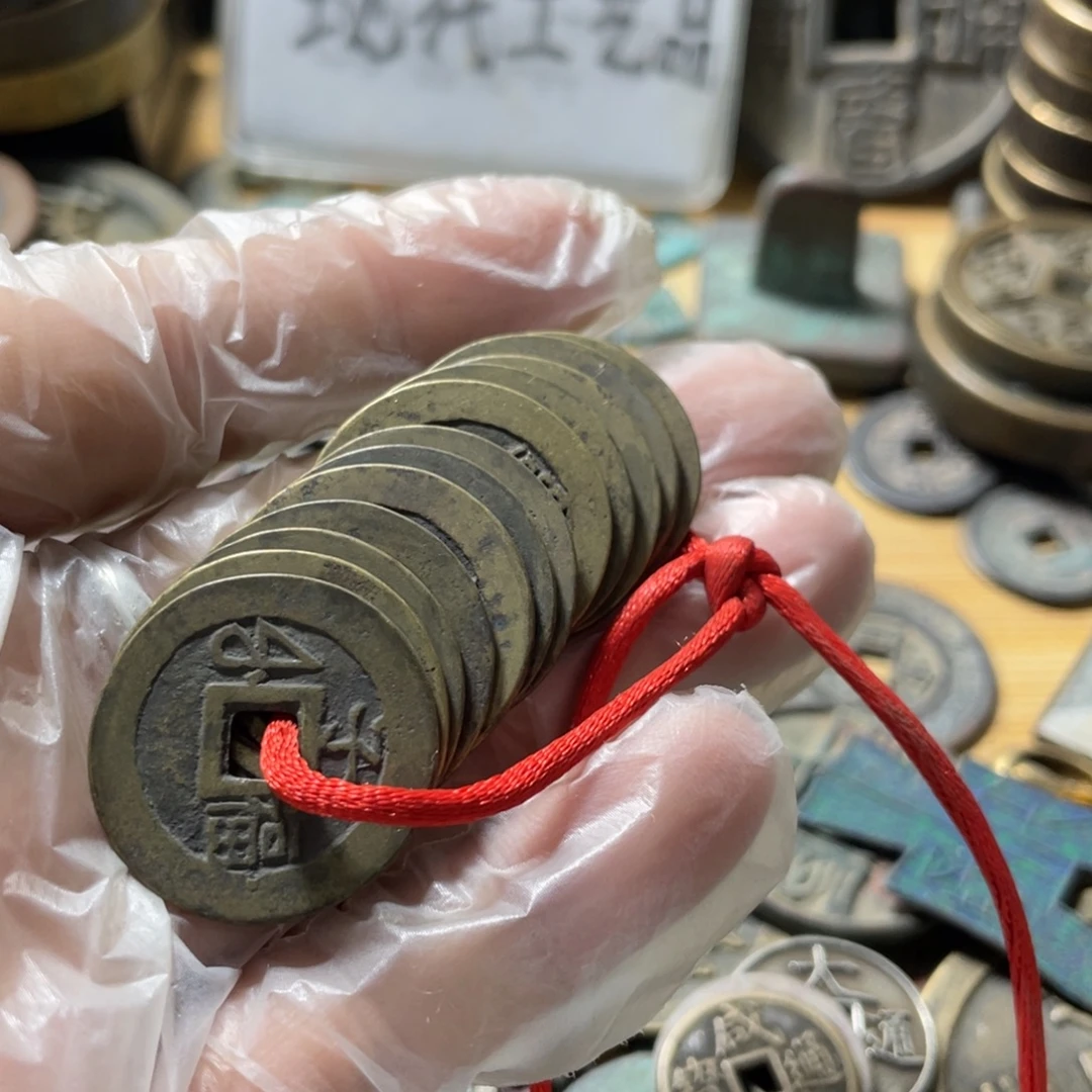 铜现代工艺品学习币