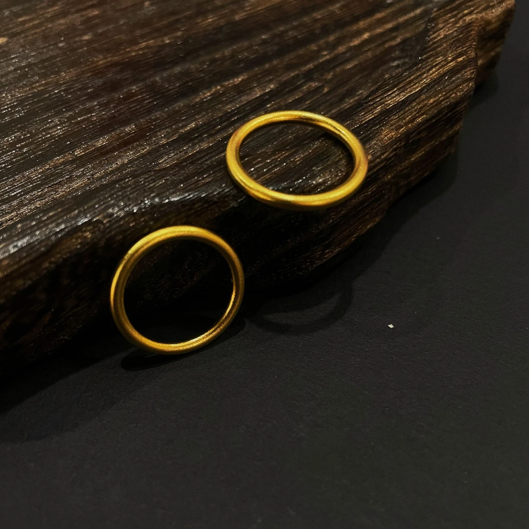 古法素圈戒指男女款对戒足金999简约磨砂小金圈戒指多样性发其一