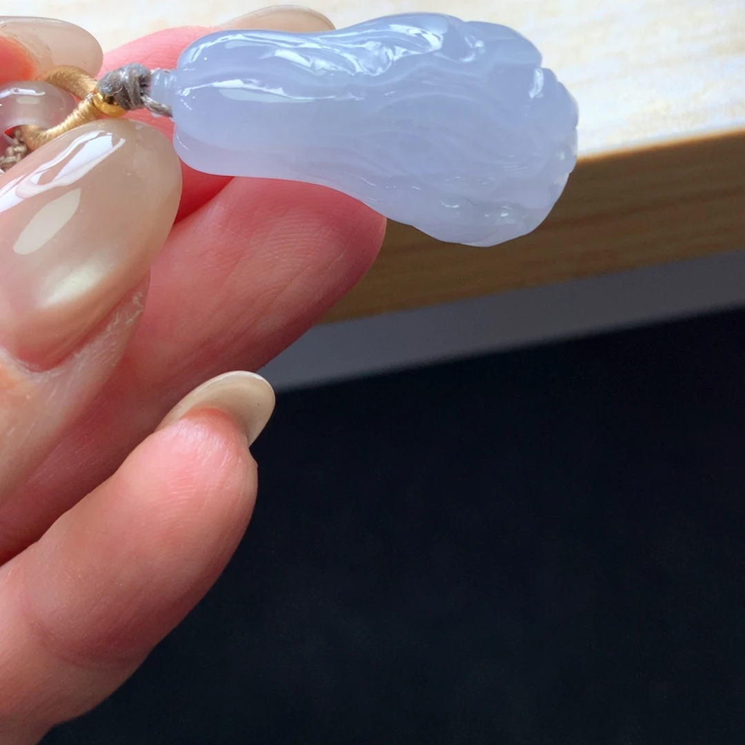 翡翠未镶嵌颈饰吊坠