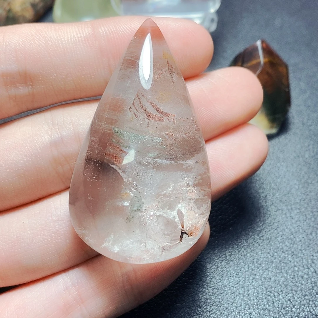 水晶颈饰未镶嵌思**期