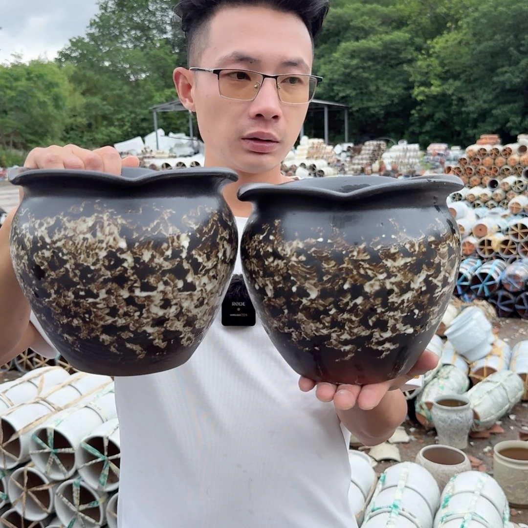 紫砂花盆口20高18（两个花边口泼墨沈