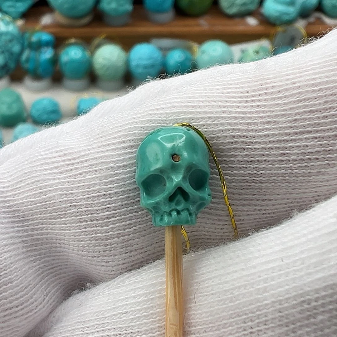 绿松石配饰未镶嵌