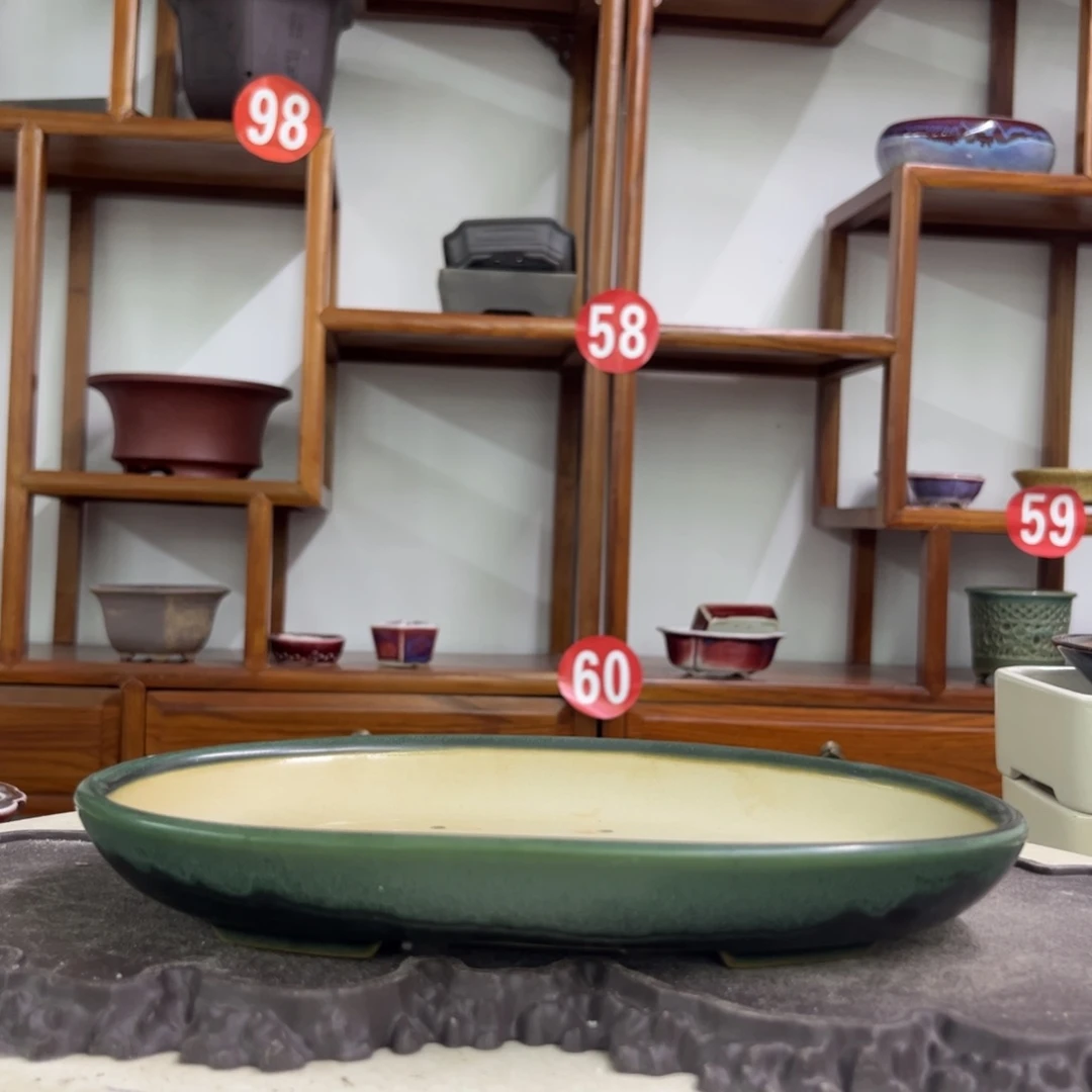 紫砂花盆瑕疵3-24-17。。。