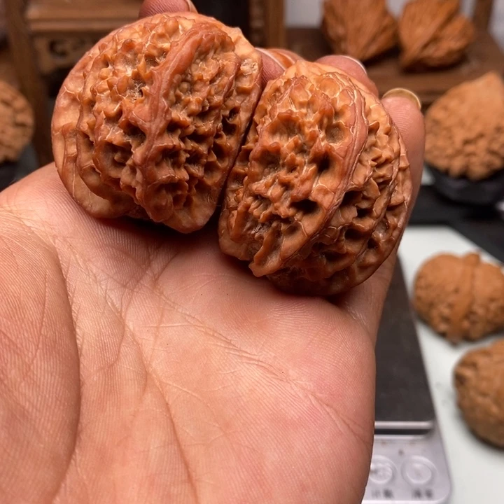 雄***手吊坠文玩核桃全品苹果园半壁