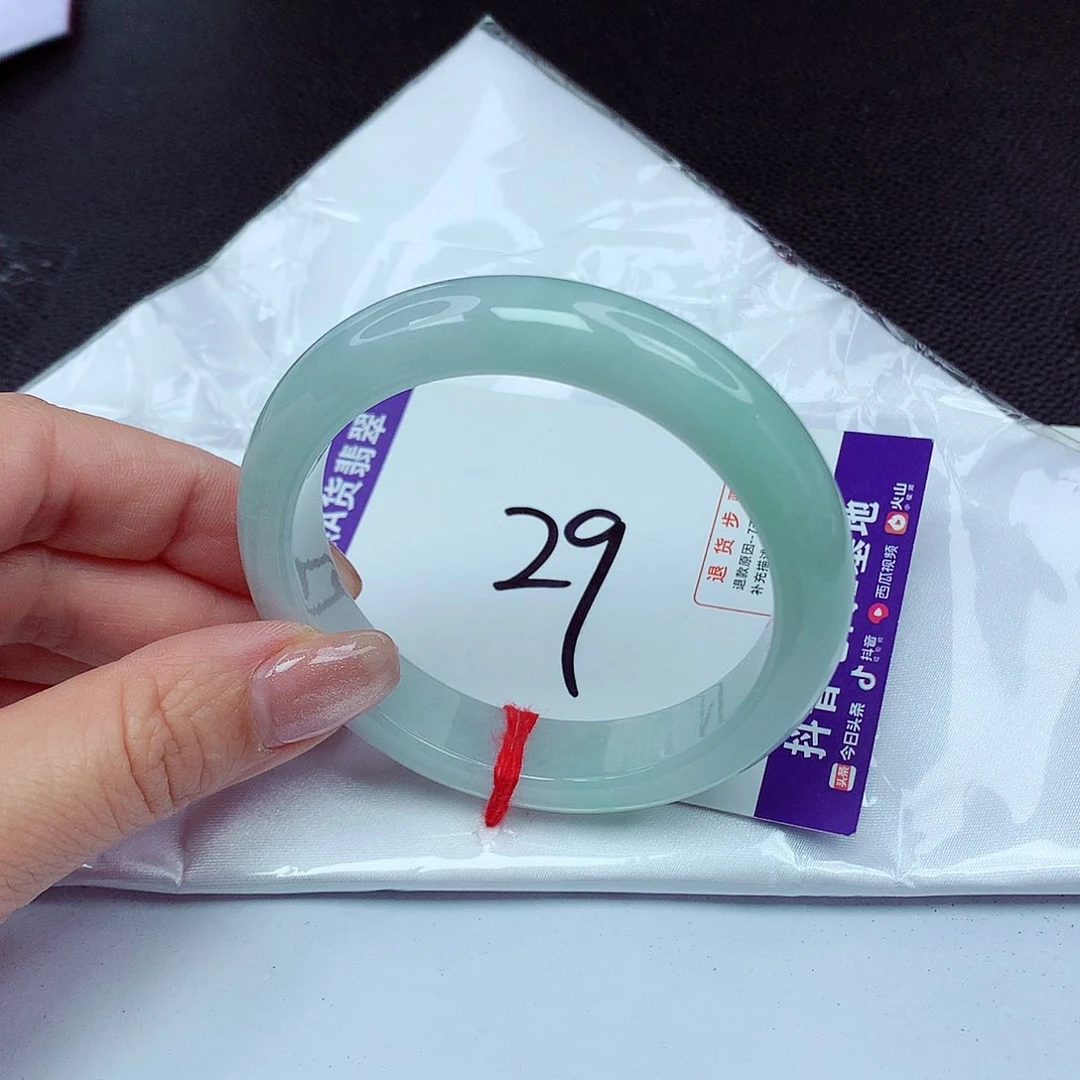 翡翠手镯未镶嵌翡翠55