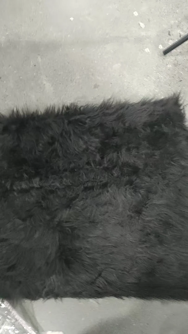 黑色毛毛长条床垫