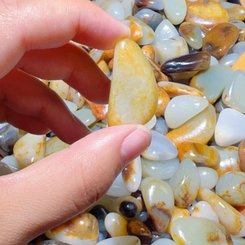 和田玉（子料）未镶嵌颈饰10克