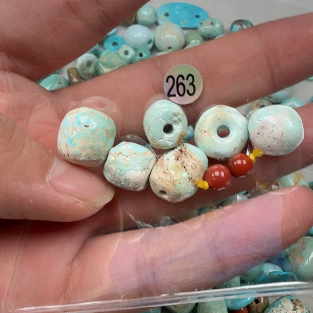 南红玛瑙未镶嵌珠宝奇石
