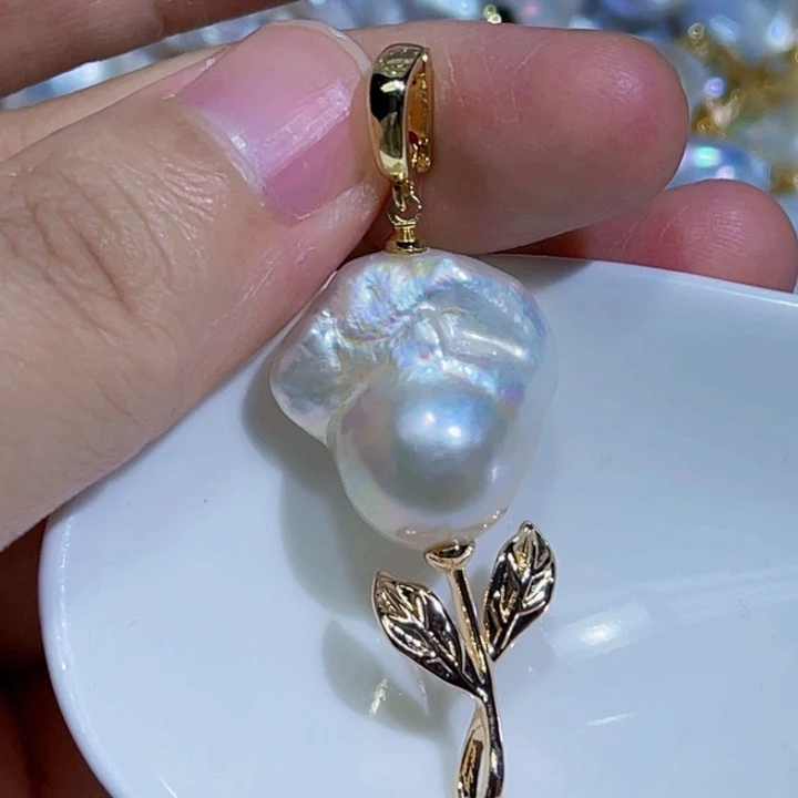 颈饰未镶嵌淡水珍珠