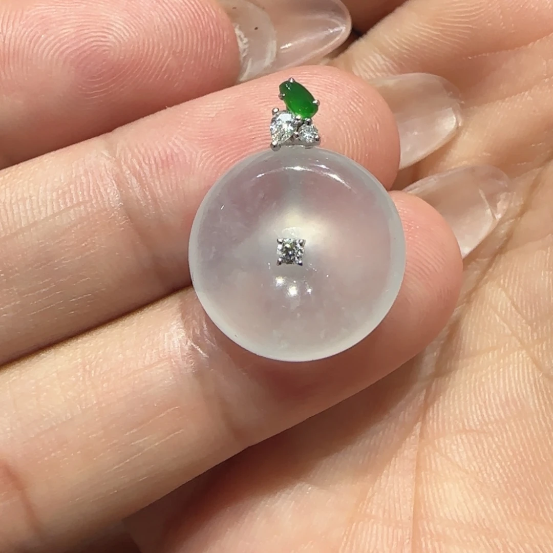 翡翠18K金镶嵌颈饰平安扣L