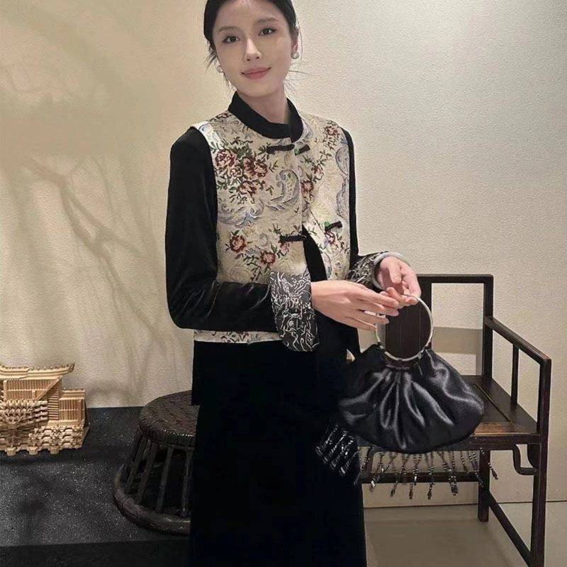 胖mm特大码300斤春秋季慵懒风国风新中式马甲丝绒连衣裙两件套装2