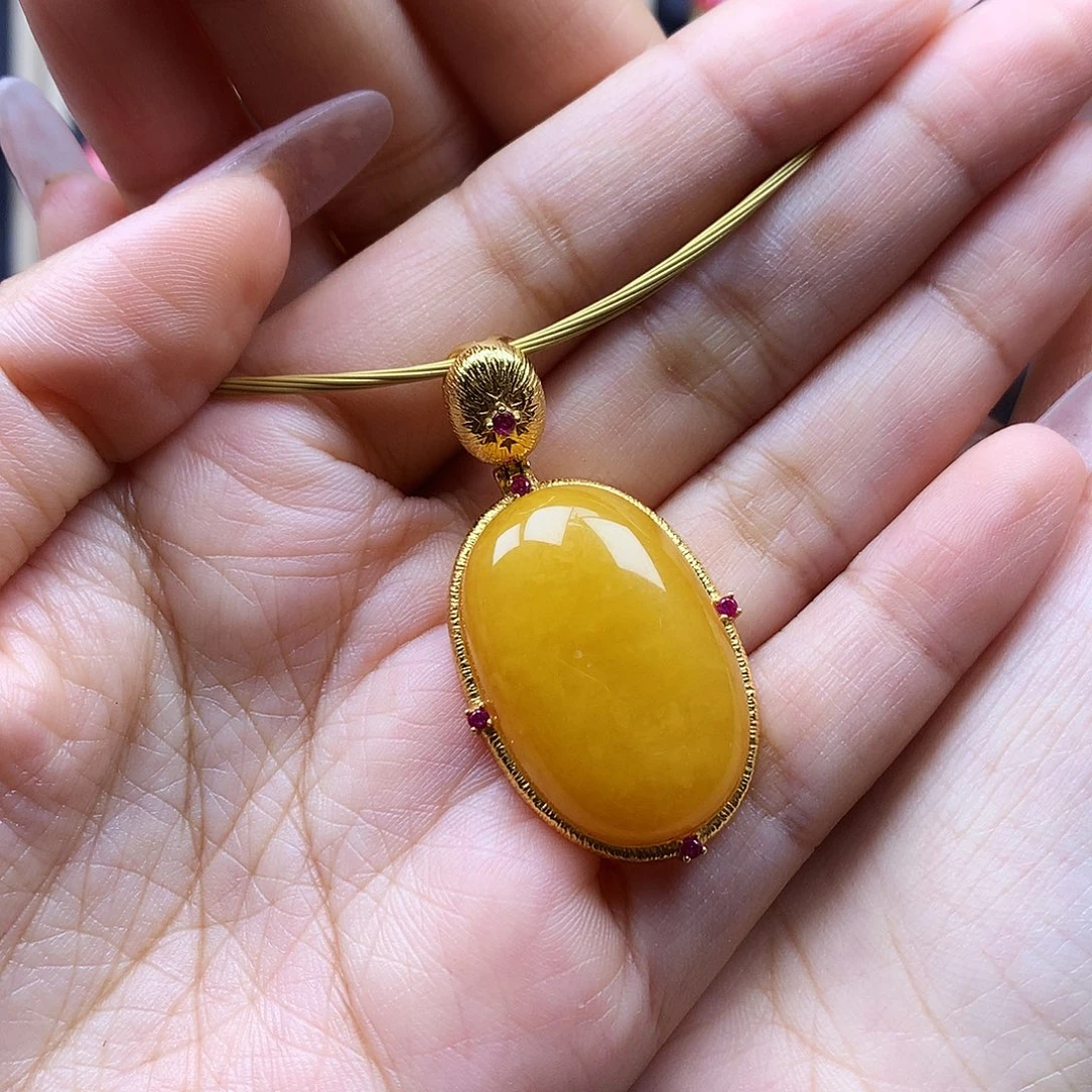 蜜蜡银S925镶嵌颈饰吊坠