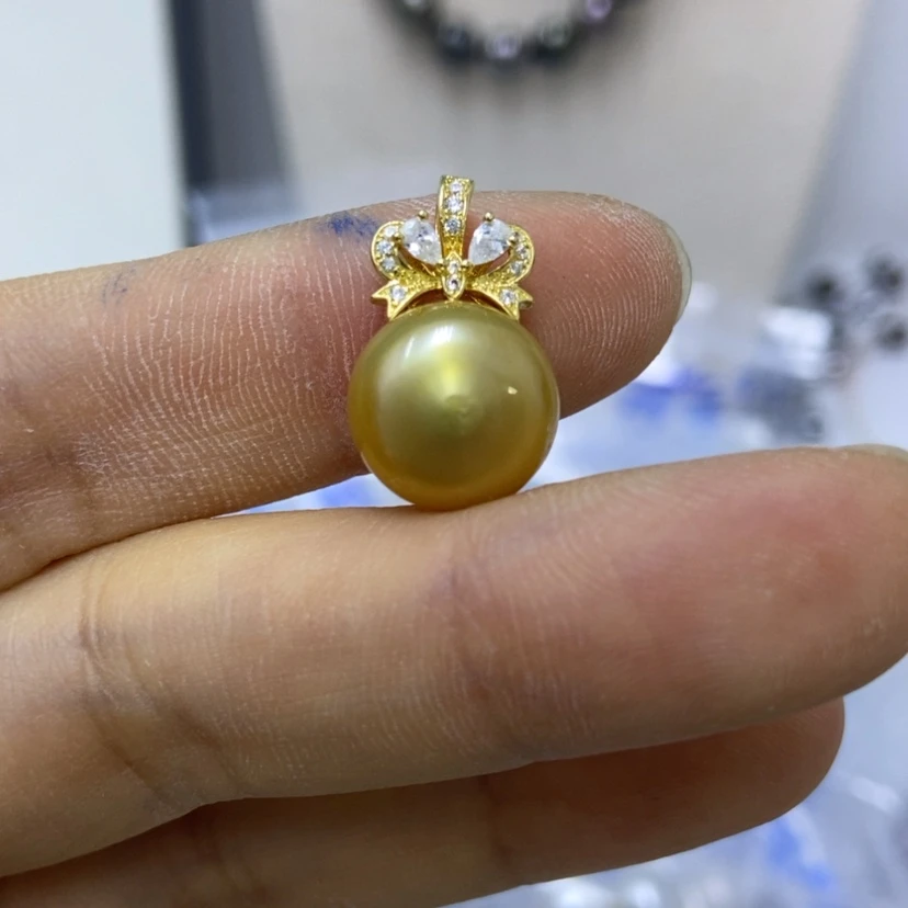 【闪购商品】海水珍珠裸珠未镶嵌王**?