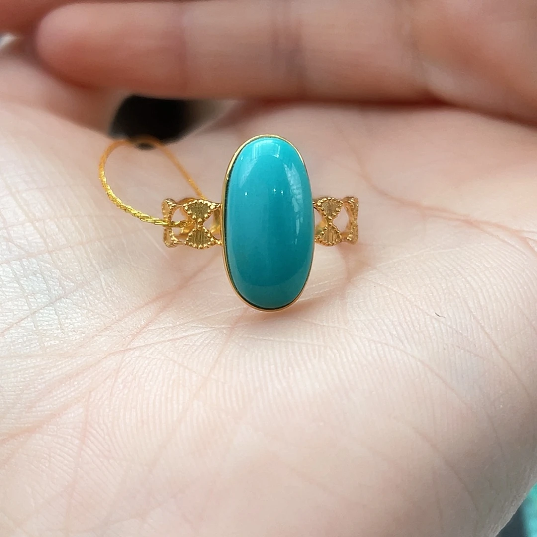 绿松石18K金镶嵌戒指