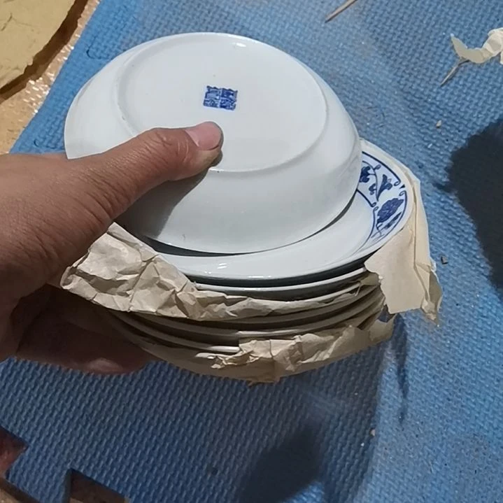 摆件，烧制问题都是正常的，47直径，14，到手8个。