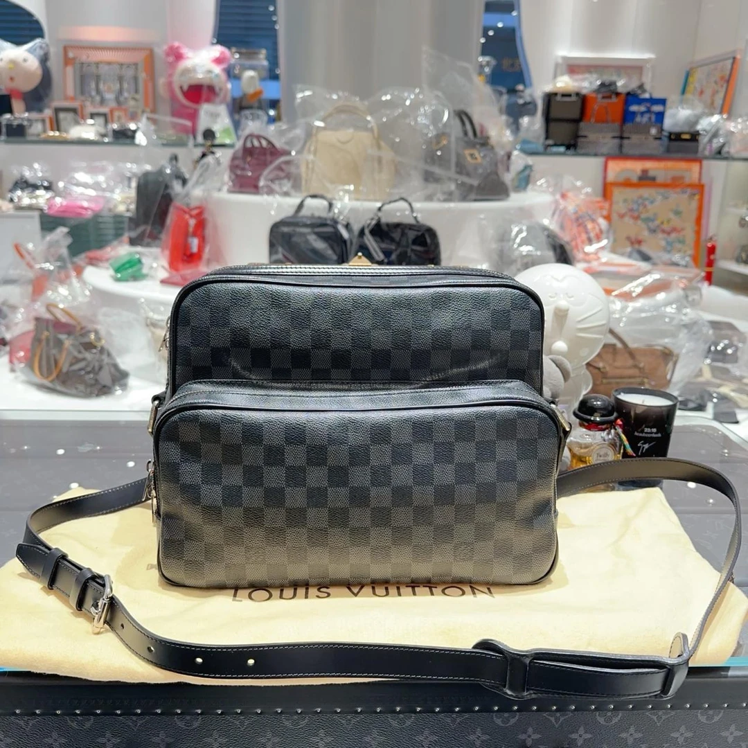 路易威登/95新 LouisVuitton/路易威登 黑棋盘格双层邮差斜挎单肩