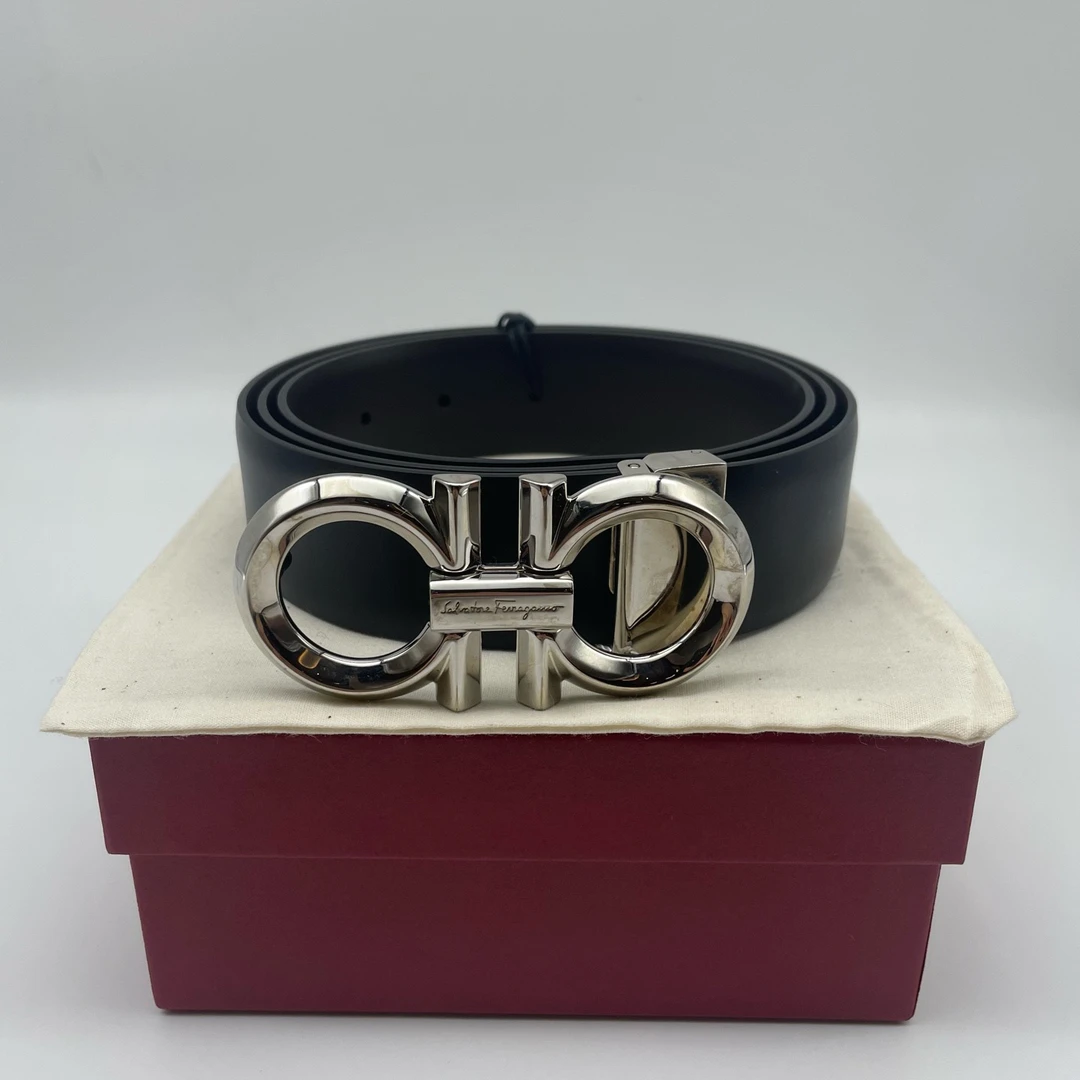 未使用 FERRAGAMO/菲拉格慕 110码立体银扣黑棕双面腰带16022586