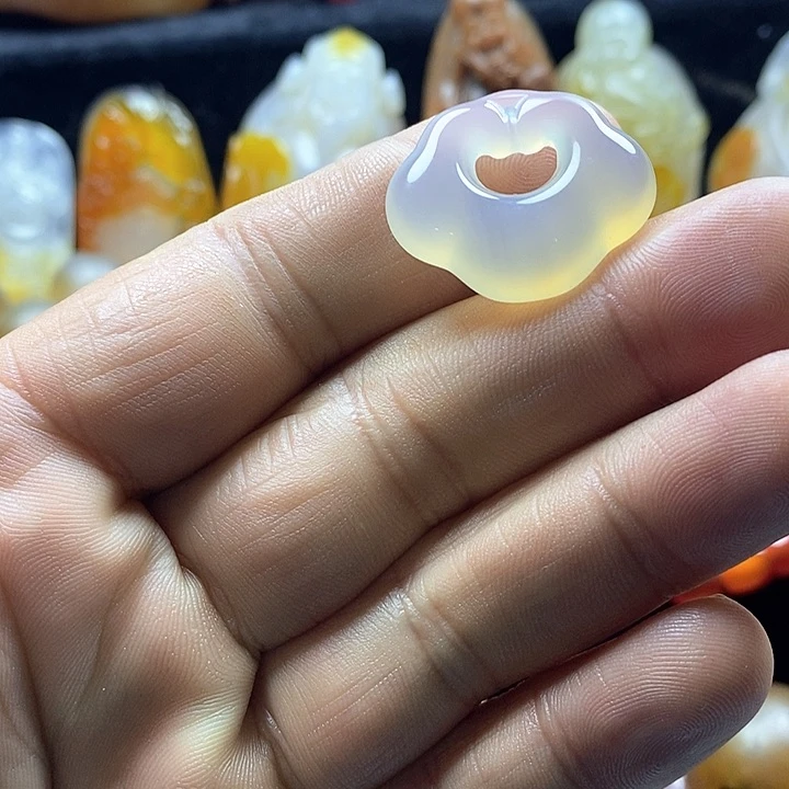 玛瑙/玉髓颈饰未镶嵌