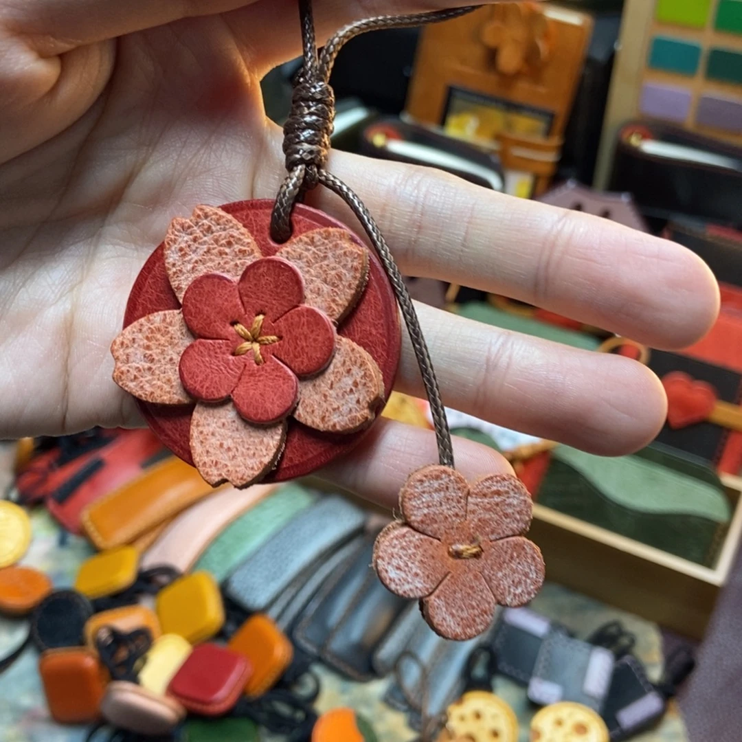 带子款钛合金花花雾蜡橙色2朵挂件