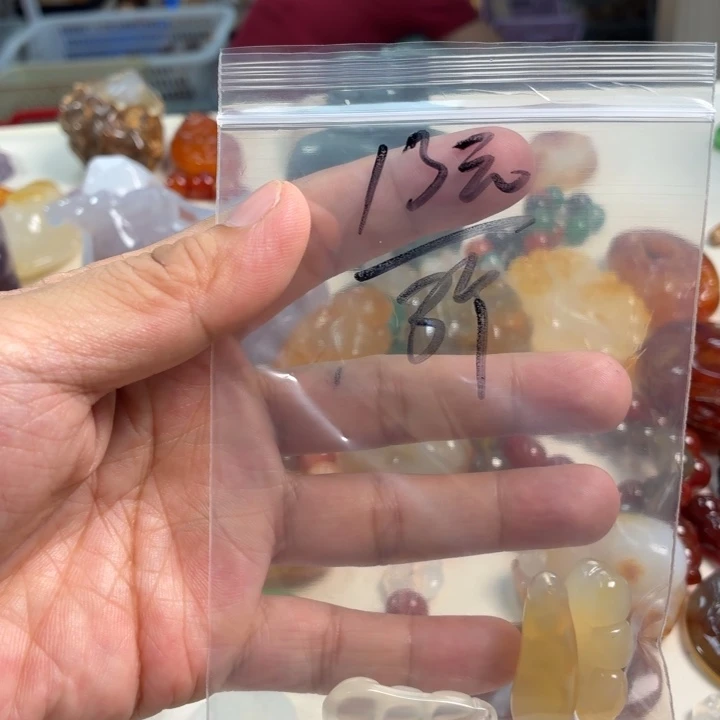 单***狗玛瑙/玉髓未镶嵌吊坠(不含链)