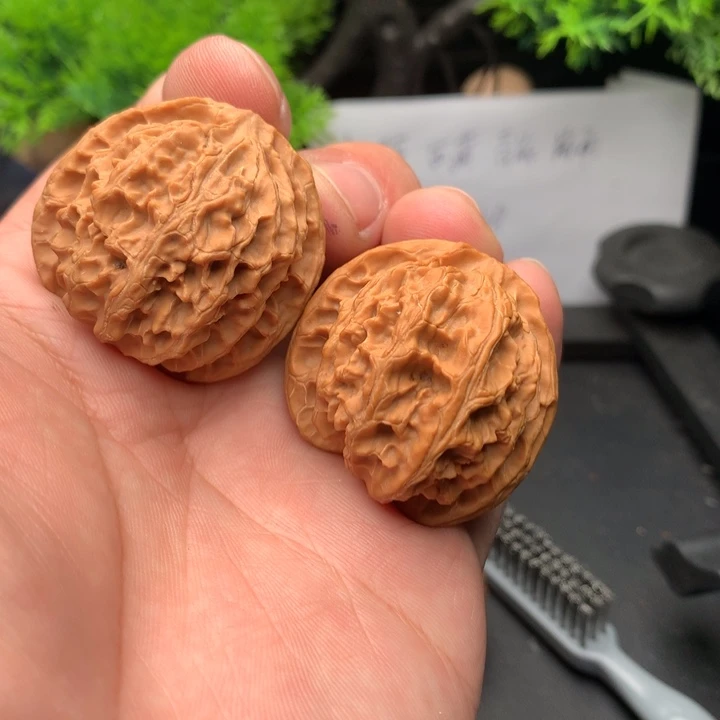 吊坠文玩核桃38苹果园