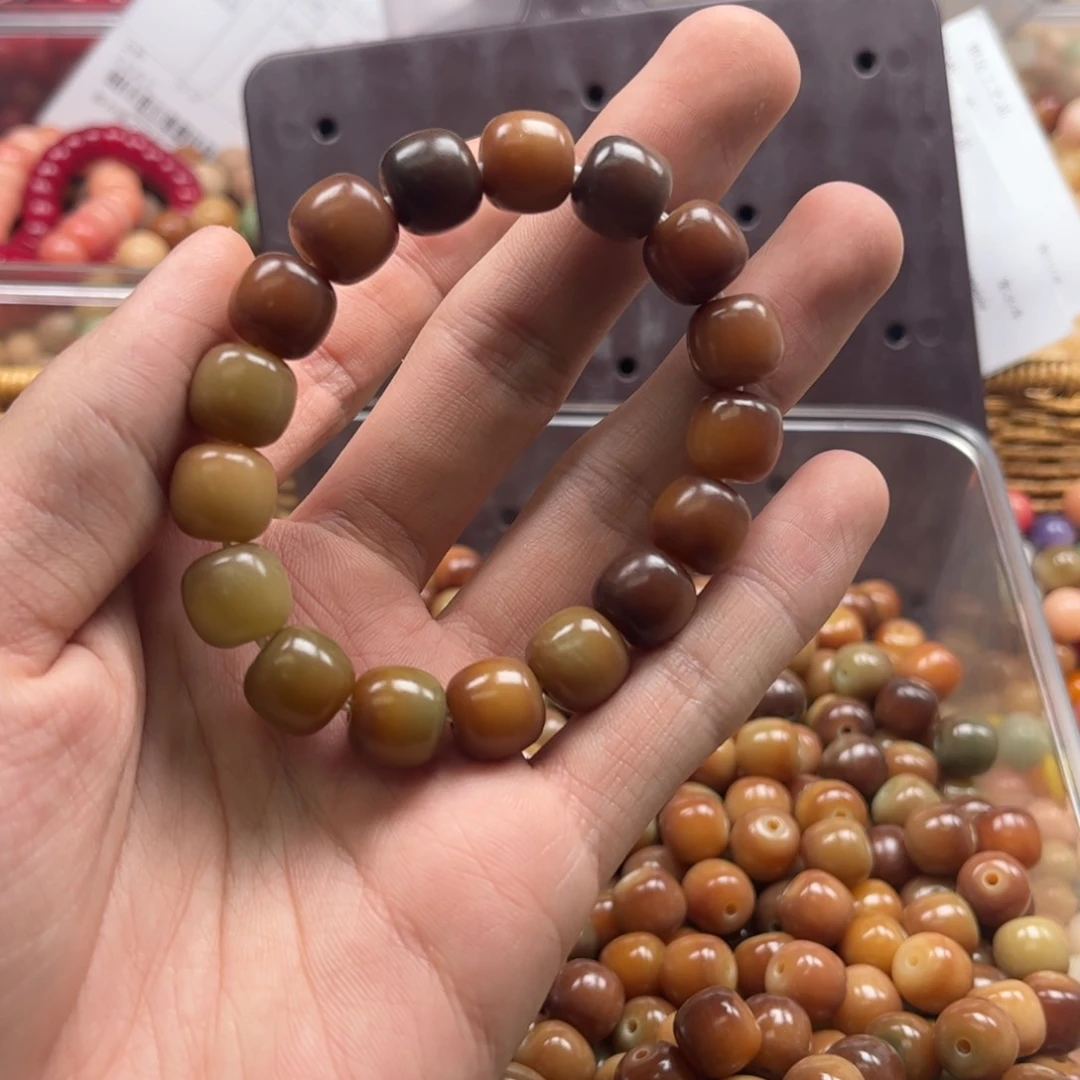 【闪购商品】白玉菩提吊坠z12/40+6颗石头料