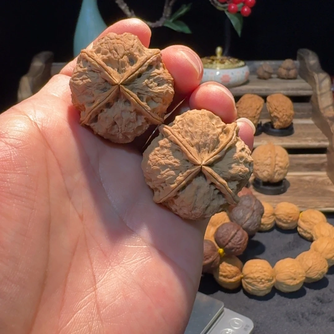 把件文玩核桃云南铁核桃54
