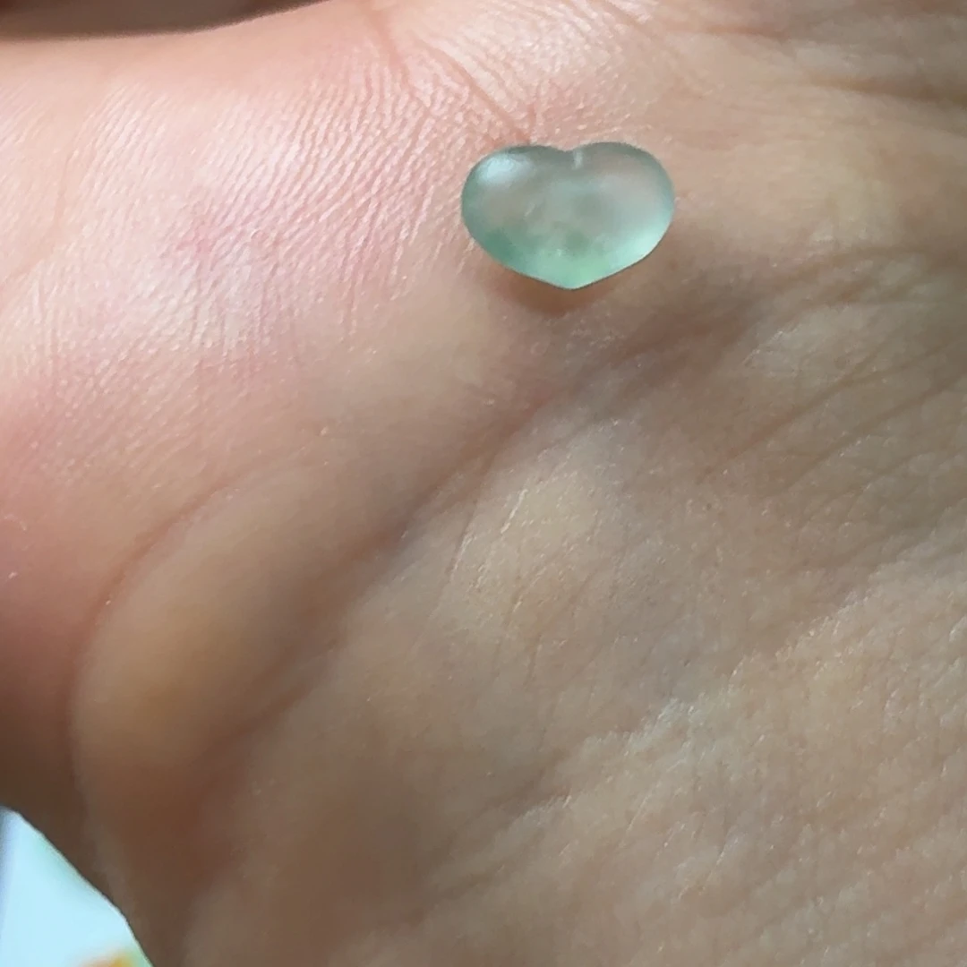 定制翡翠未镶嵌珠子