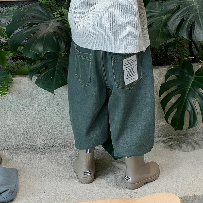 阿卷现货冬装儿童复古风做旧牛仔贴标设计休闲加绒裤子MPG0016