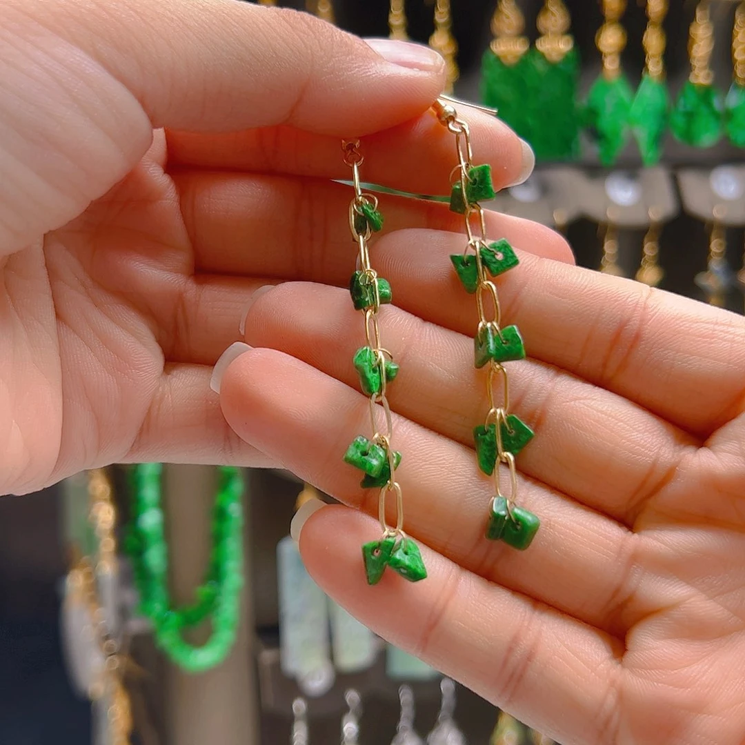 未镶嵌翡翠耳饰翡翠