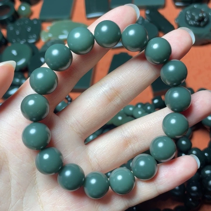 手链未镶嵌和田玉（青玉）