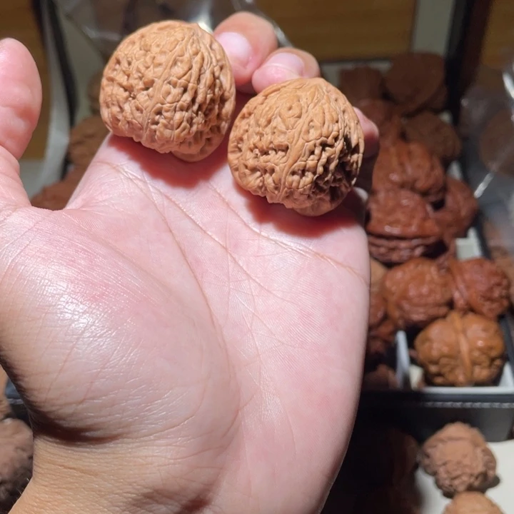 35尺寸全品无修承德密纹，红宝石，嘎嘎头货