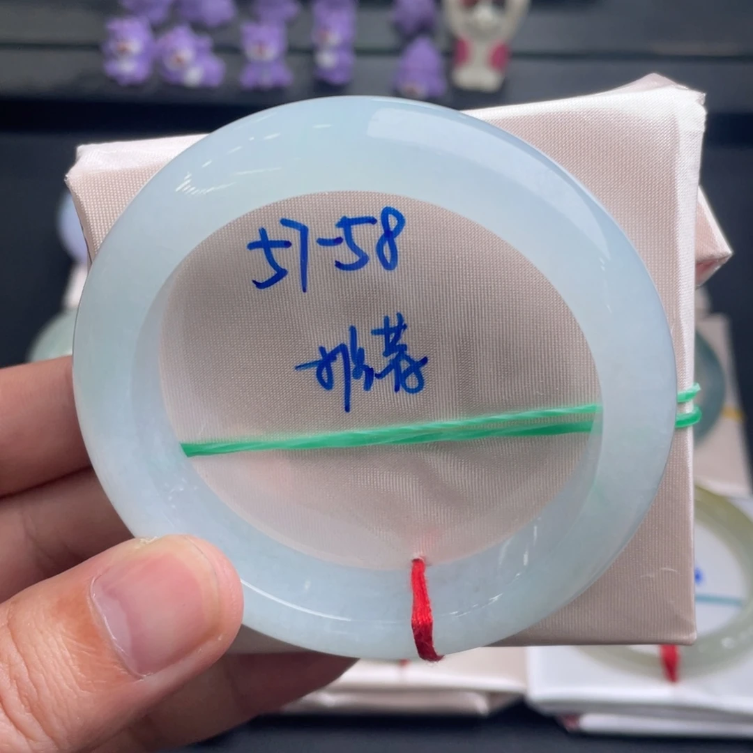 翡翠未镶嵌手镯翡翠手镯36