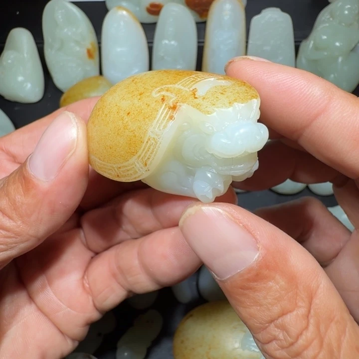 颈饰未镶嵌和田玉交****天