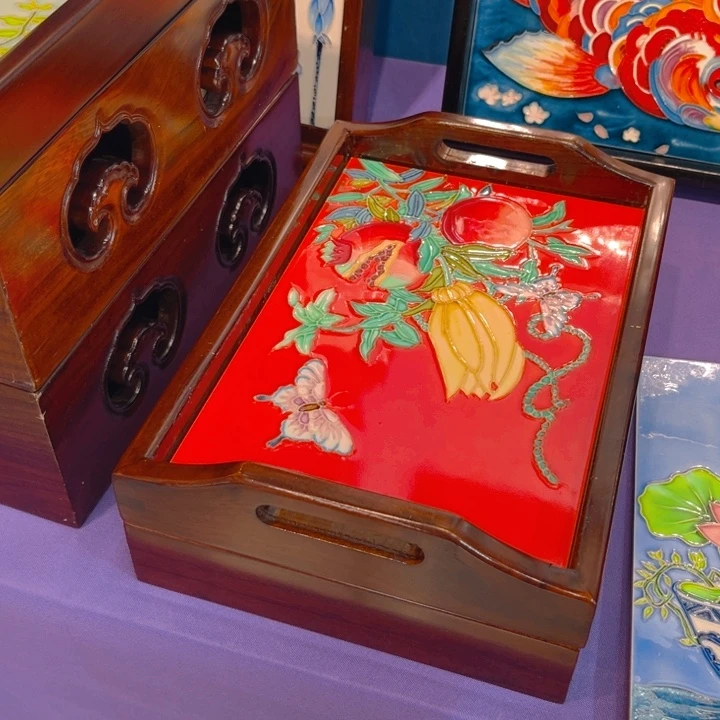 一体款瓷板画艺术作品