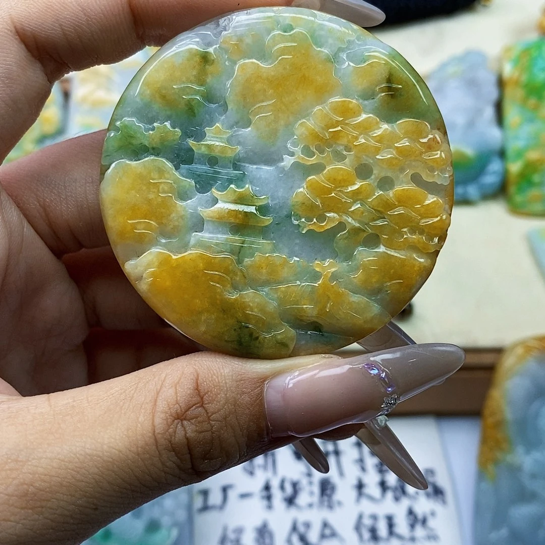 翡翠未镶嵌颈饰翡翠