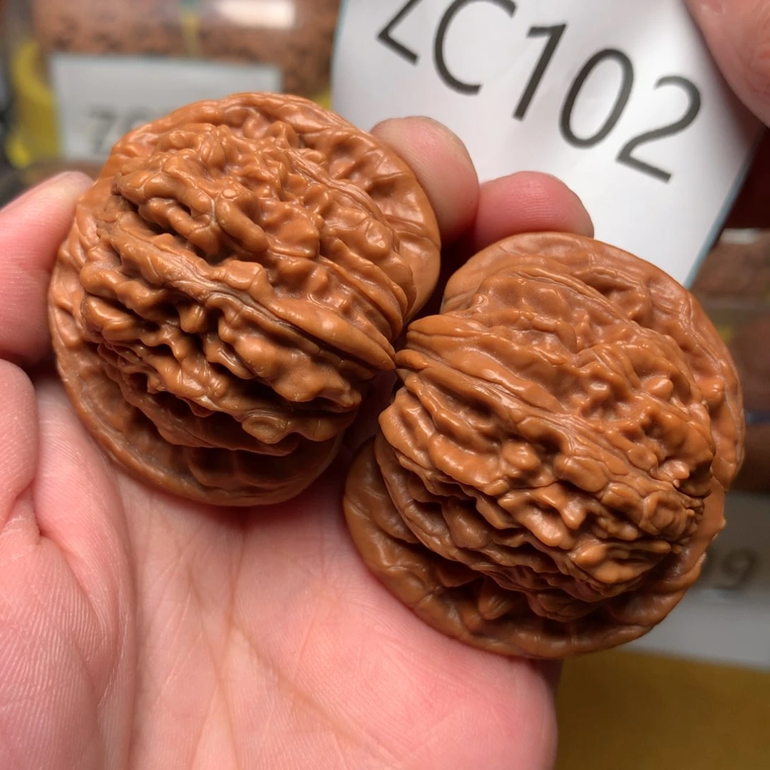 文玩核桃把件毕业汉高楼44