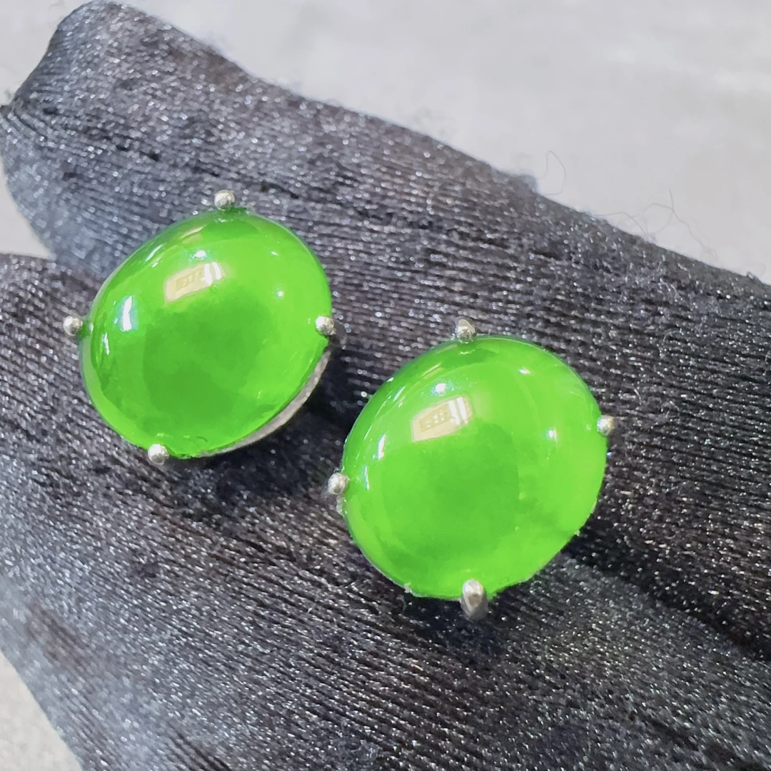 【直播间专属-帝王绿大耳钉】s925银天然A货翡翠高冰满绿裸镶质感