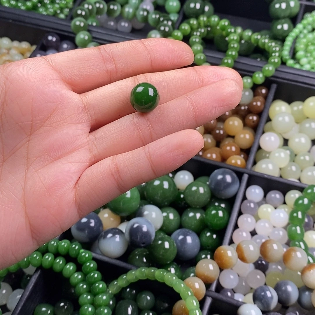 和田玉（碧玉）未镶嵌珠宝半成品