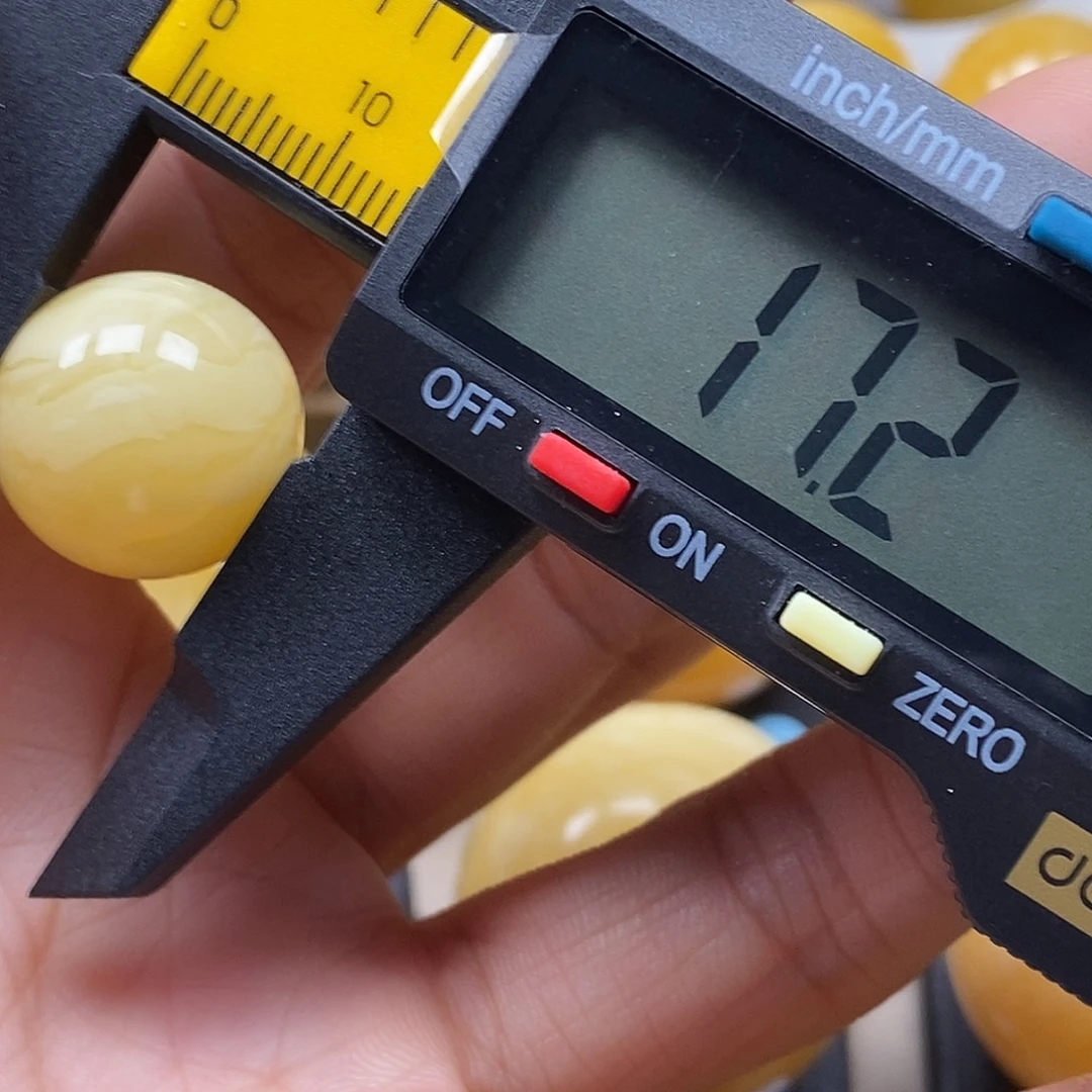 春***~琥珀未镶嵌珠宝奇石