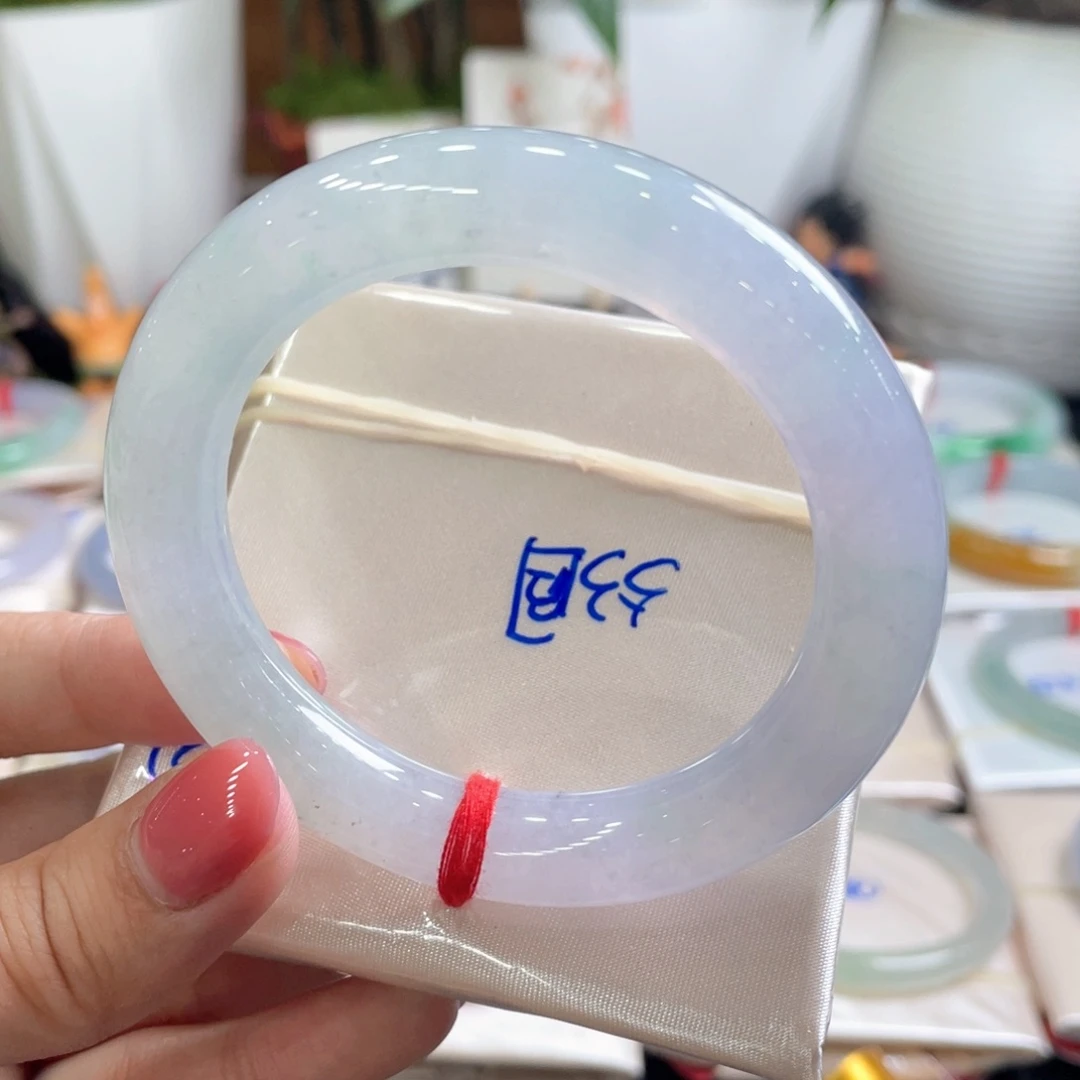 翡翠未镶嵌手镯53.3圈 马卡龙胖圆起光 有包容