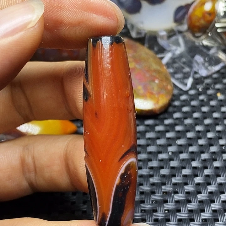 陈***子玛瑙/玉髓未镶嵌颈饰