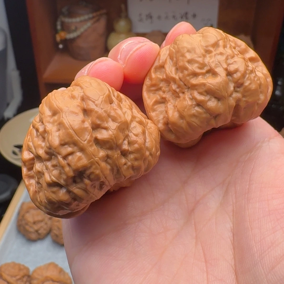 文玩核桃闪购蛤蟆38