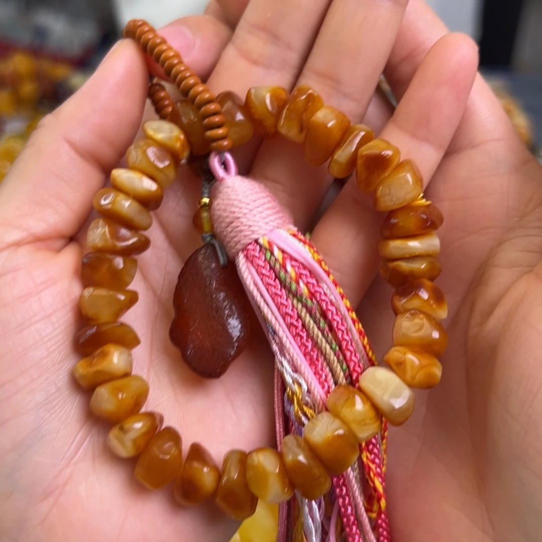 未镶嵌蜜蜡裸石蜜蜡