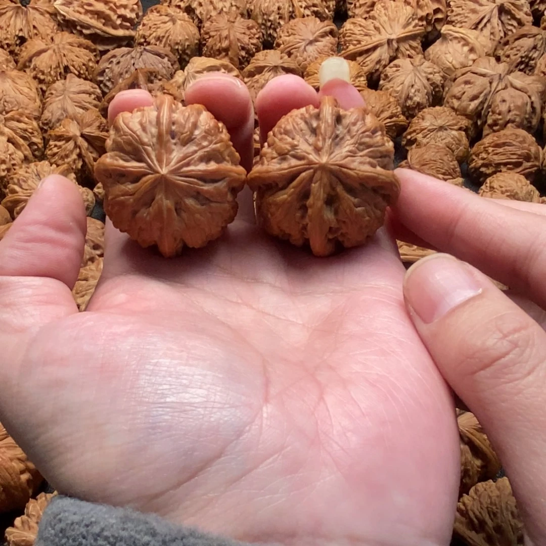 把件文玩核桃平谷凹地